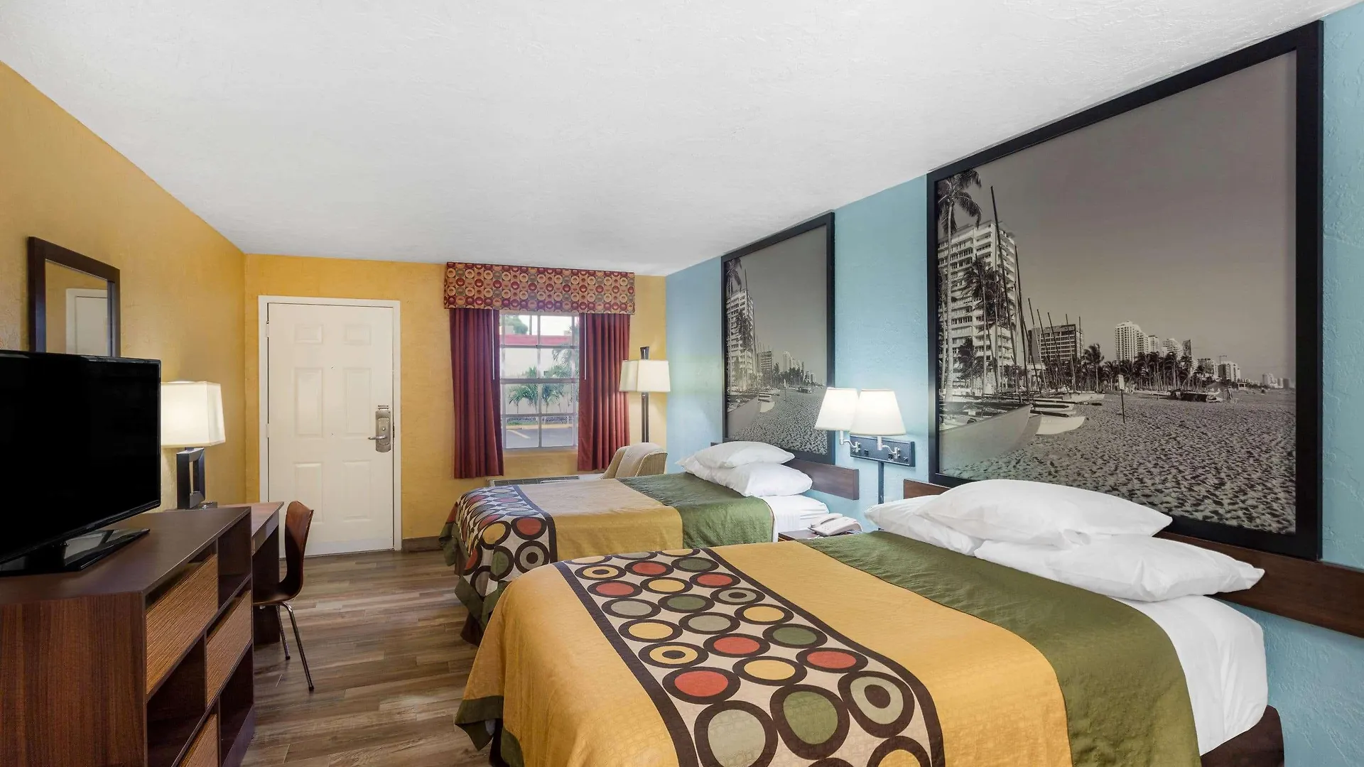 Super 8 By Wyndham Bradenton Sarasota Area Motel 2*,  ABD