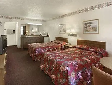 Super 8 By Wyndham Bradenton Sarasota Area Motel 2*,  ABD