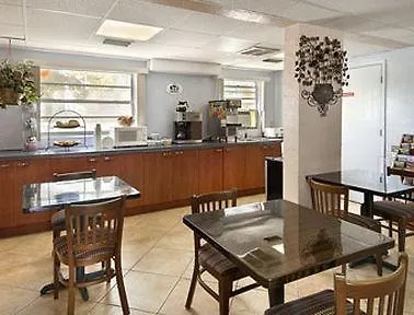 Motel Super 8 By Wyndham Bradenton Sarasota Area USA